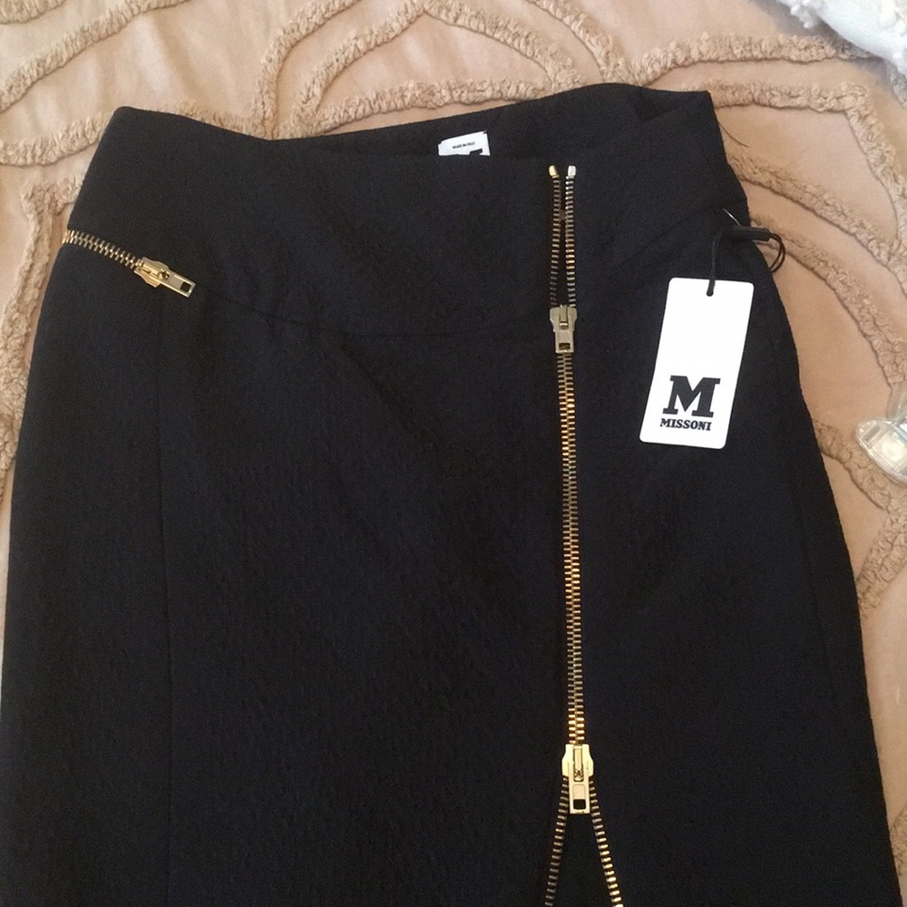 Missoni NWT zip front skirt! Fantastic!!!!